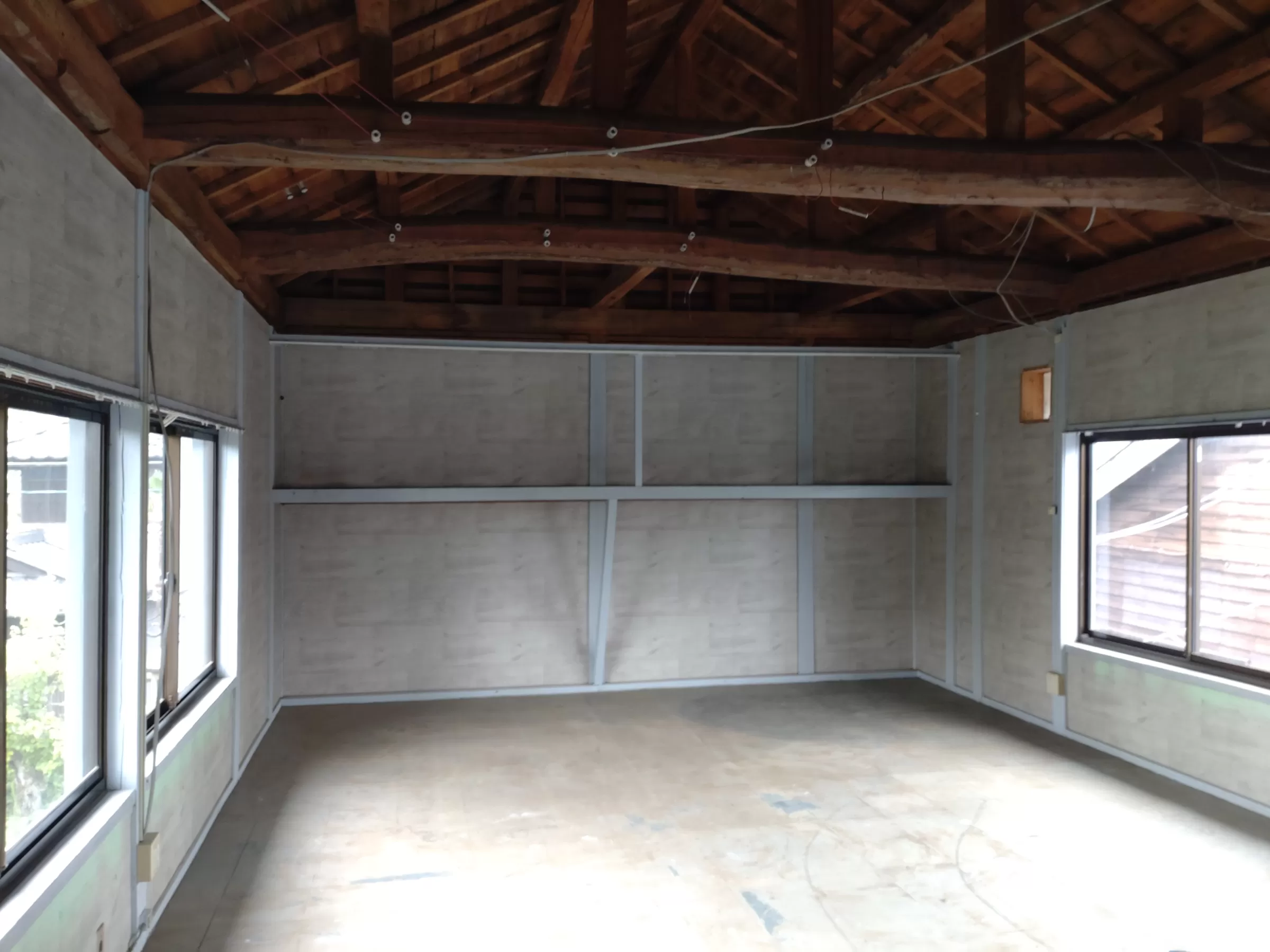 2階天井解体状況