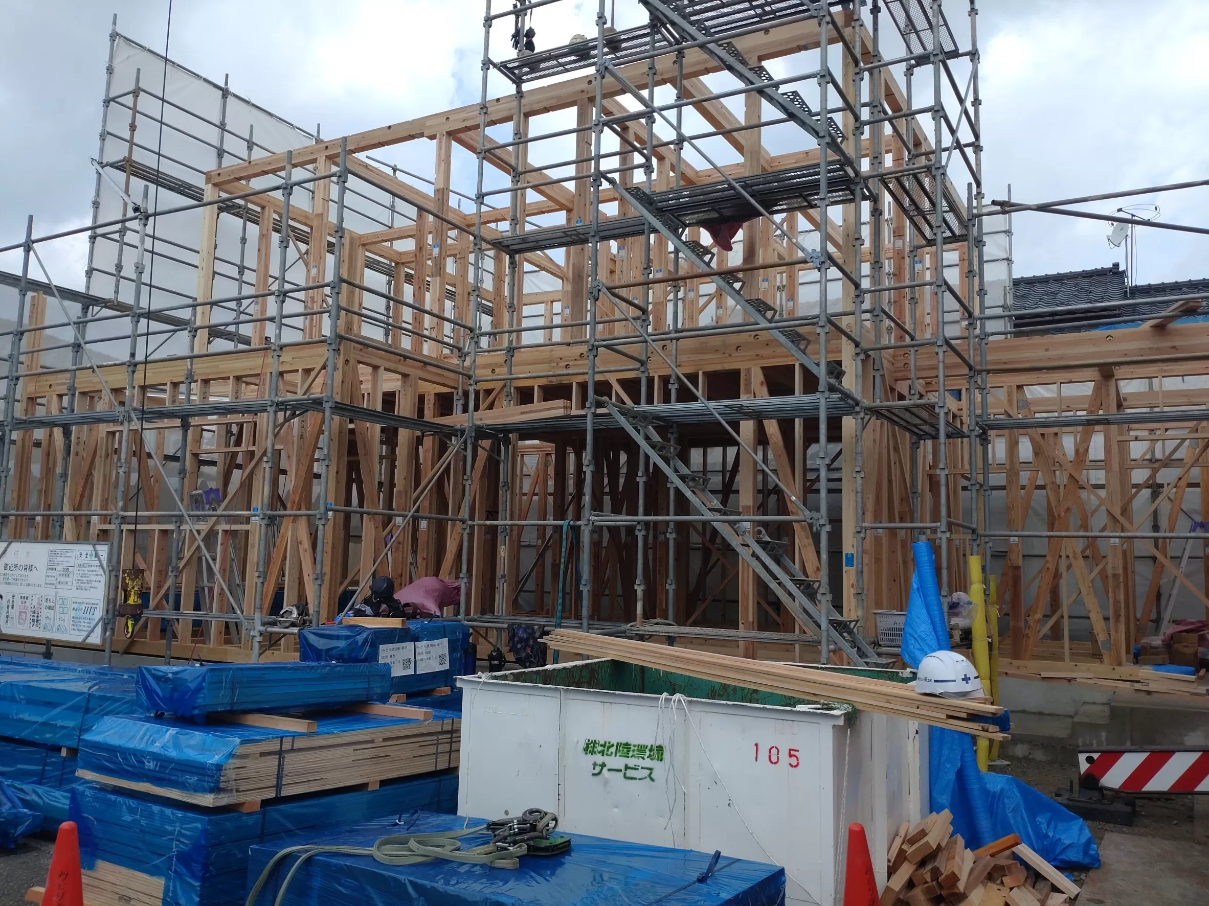 建て方状況　10時