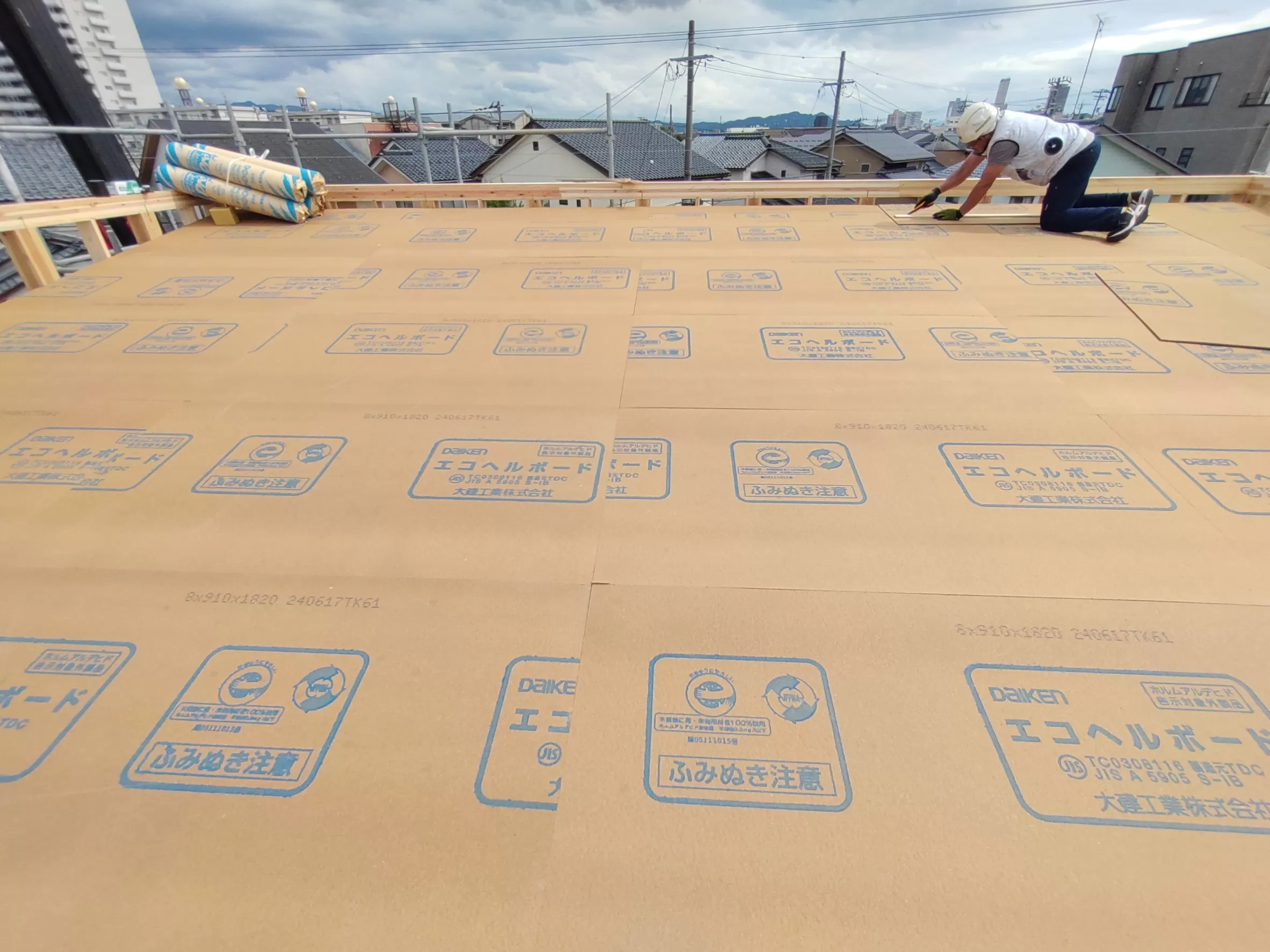 ｼｰｼﾞﾝｸﾞﾎﾞｰﾄﾞ敷き