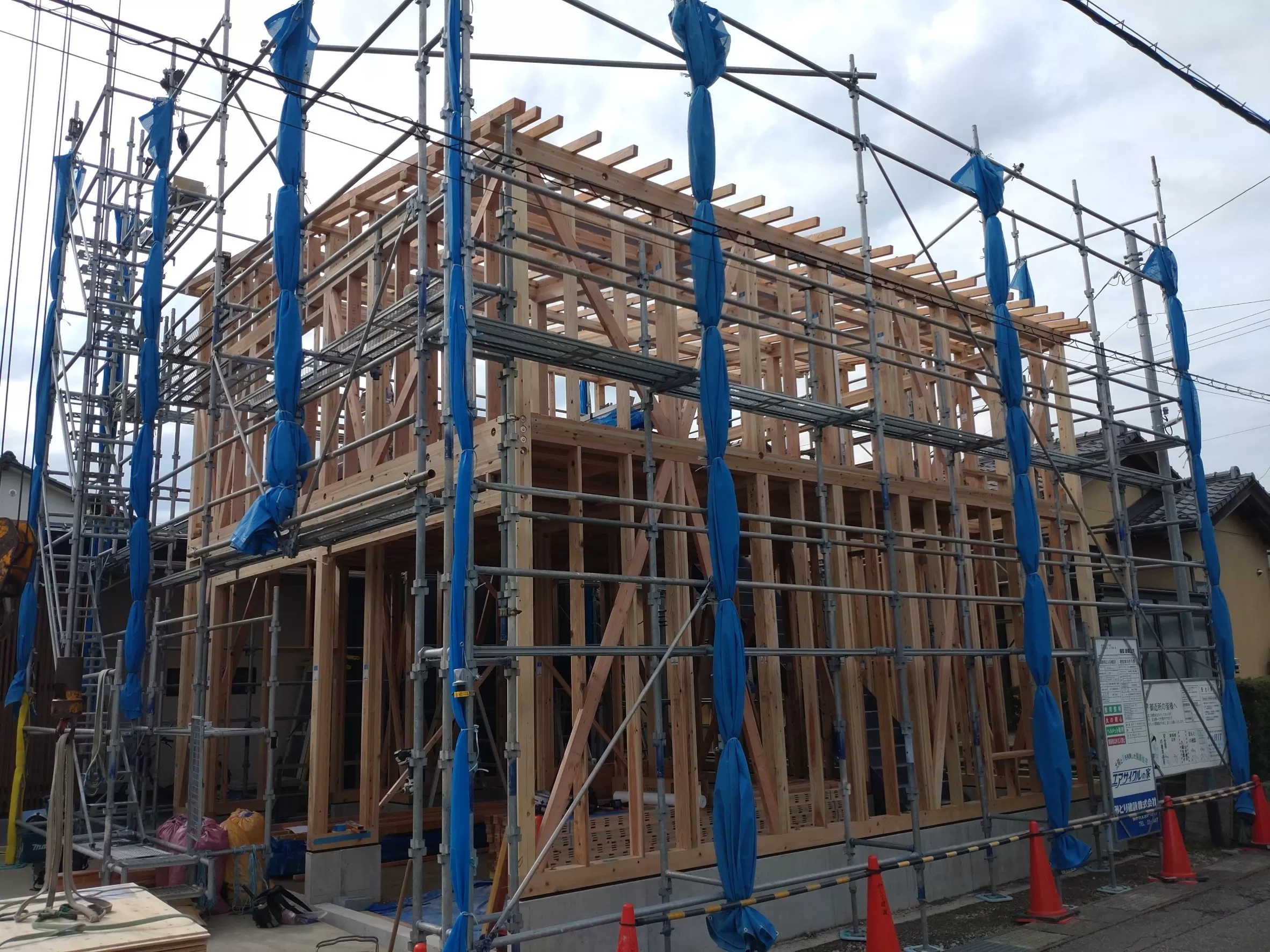 建て方状況　１２時