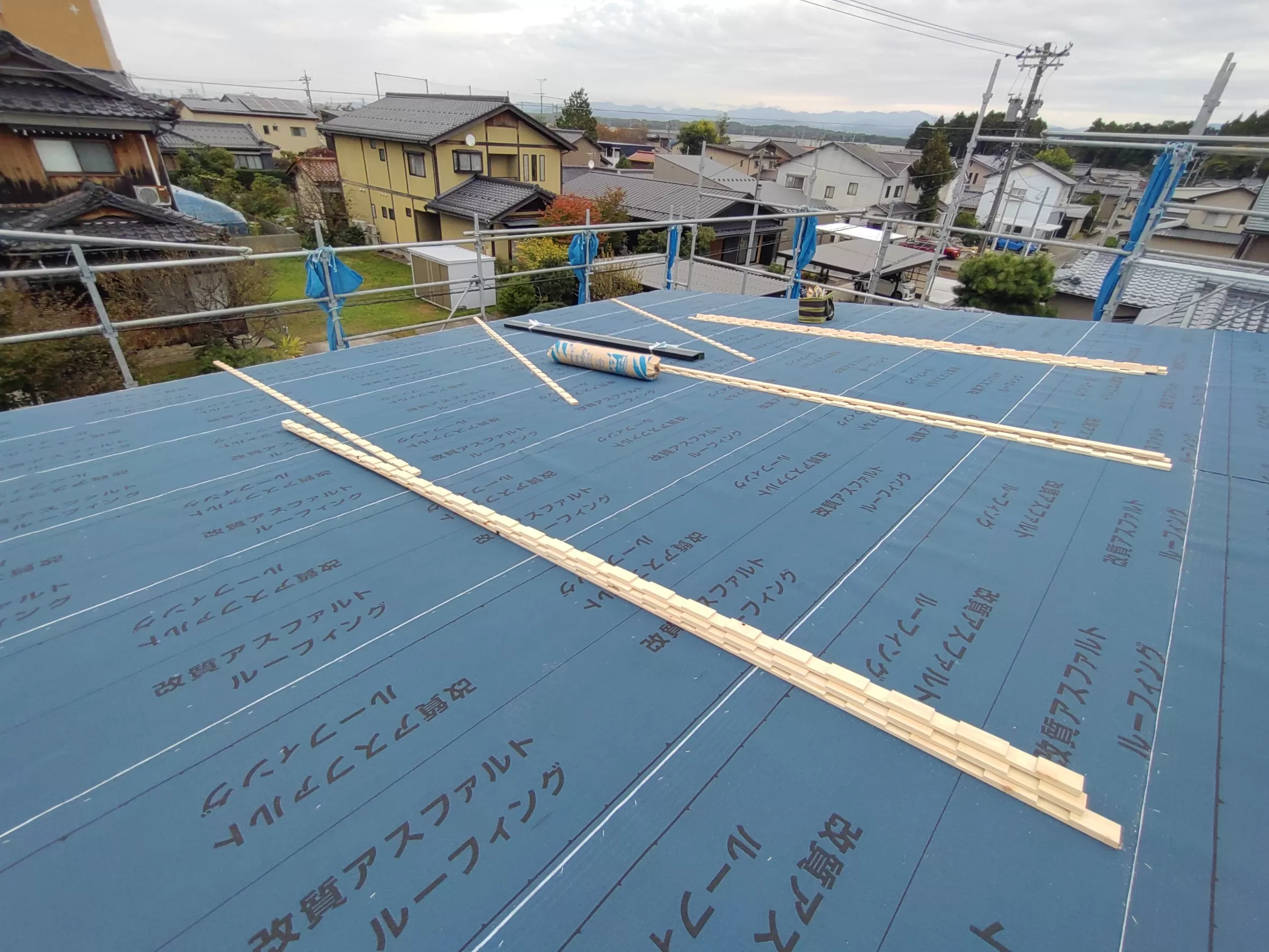 屋根ﾙｰﾌｨﾝｸﾞ敷き