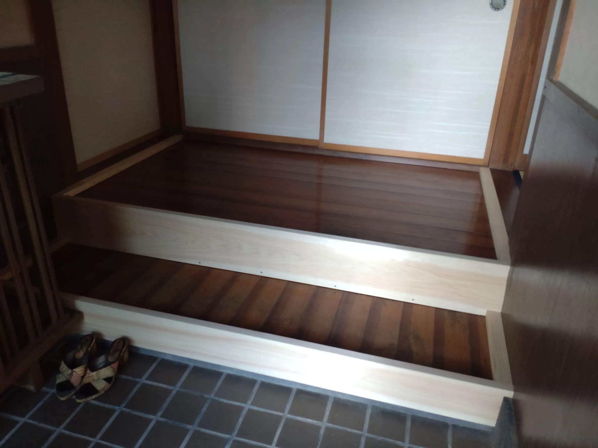 框及び畳寄席取り付け