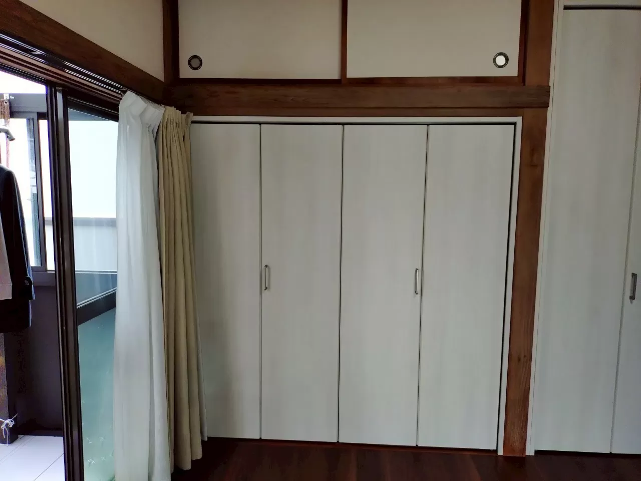 折れ戸取付完了