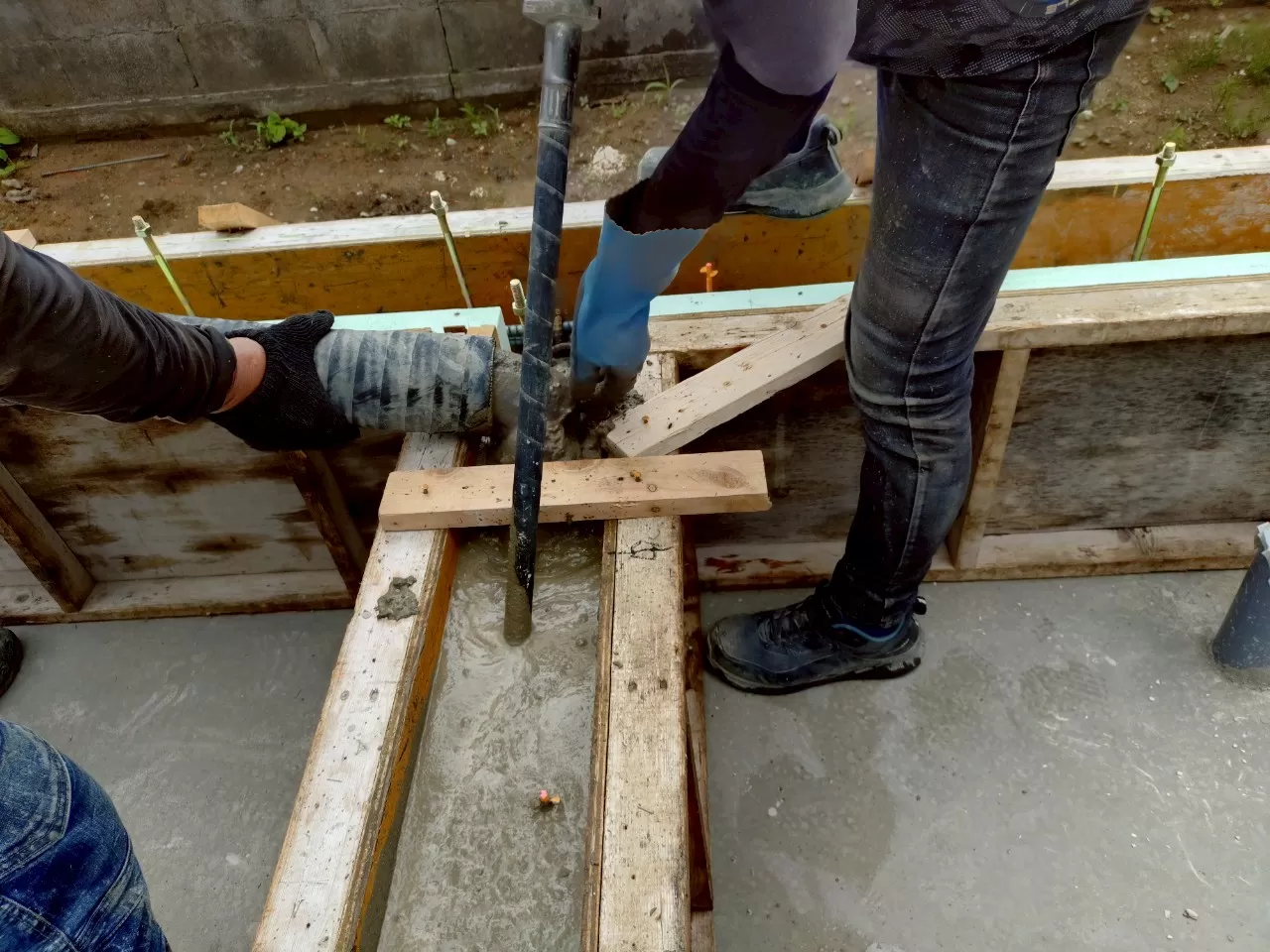 立上りｺﾝｸﾘｰﾄ打設状況