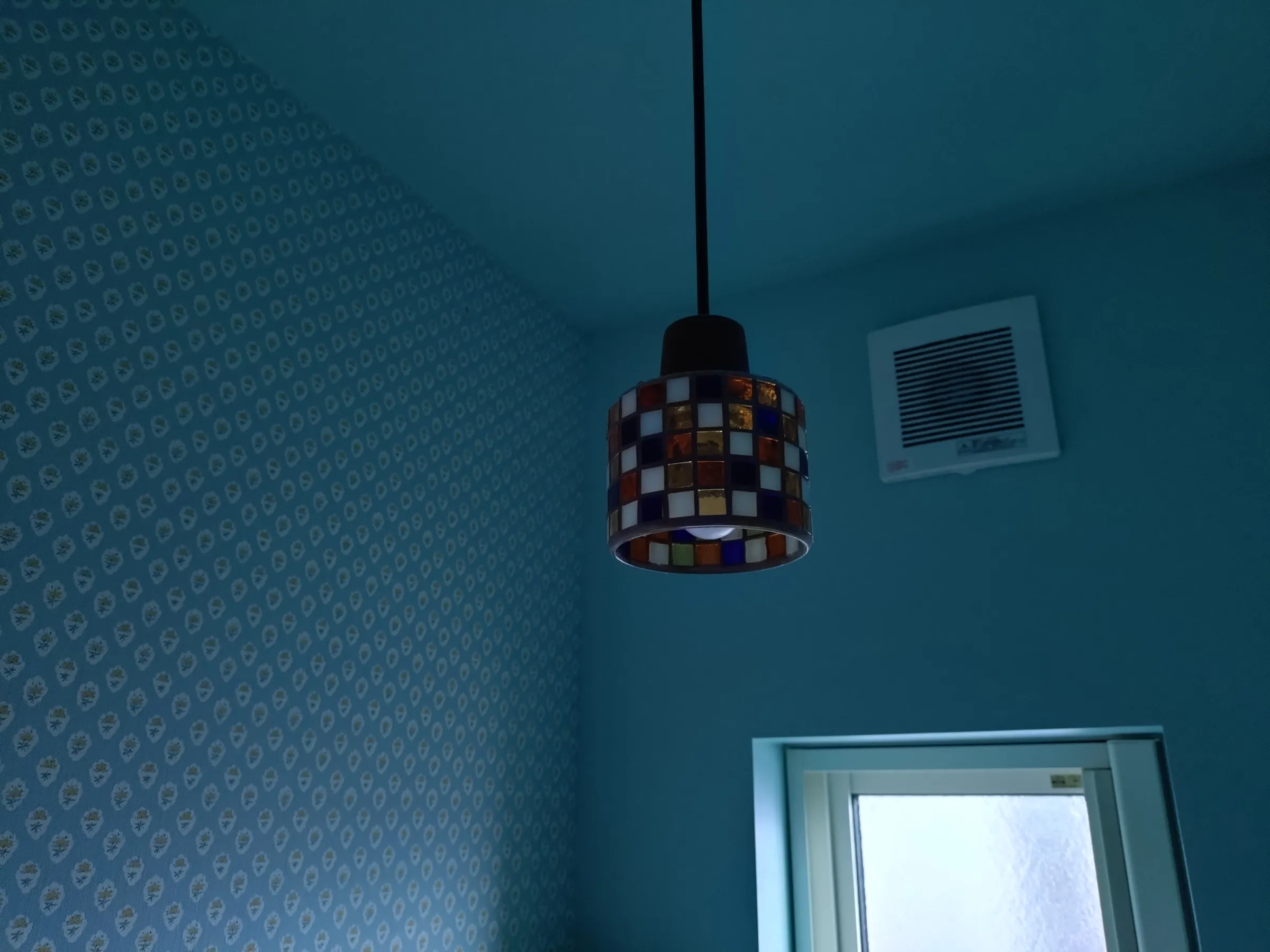 ﾍﾟﾝﾀﾞﾝﾄﾗｲﾄ（点灯前）