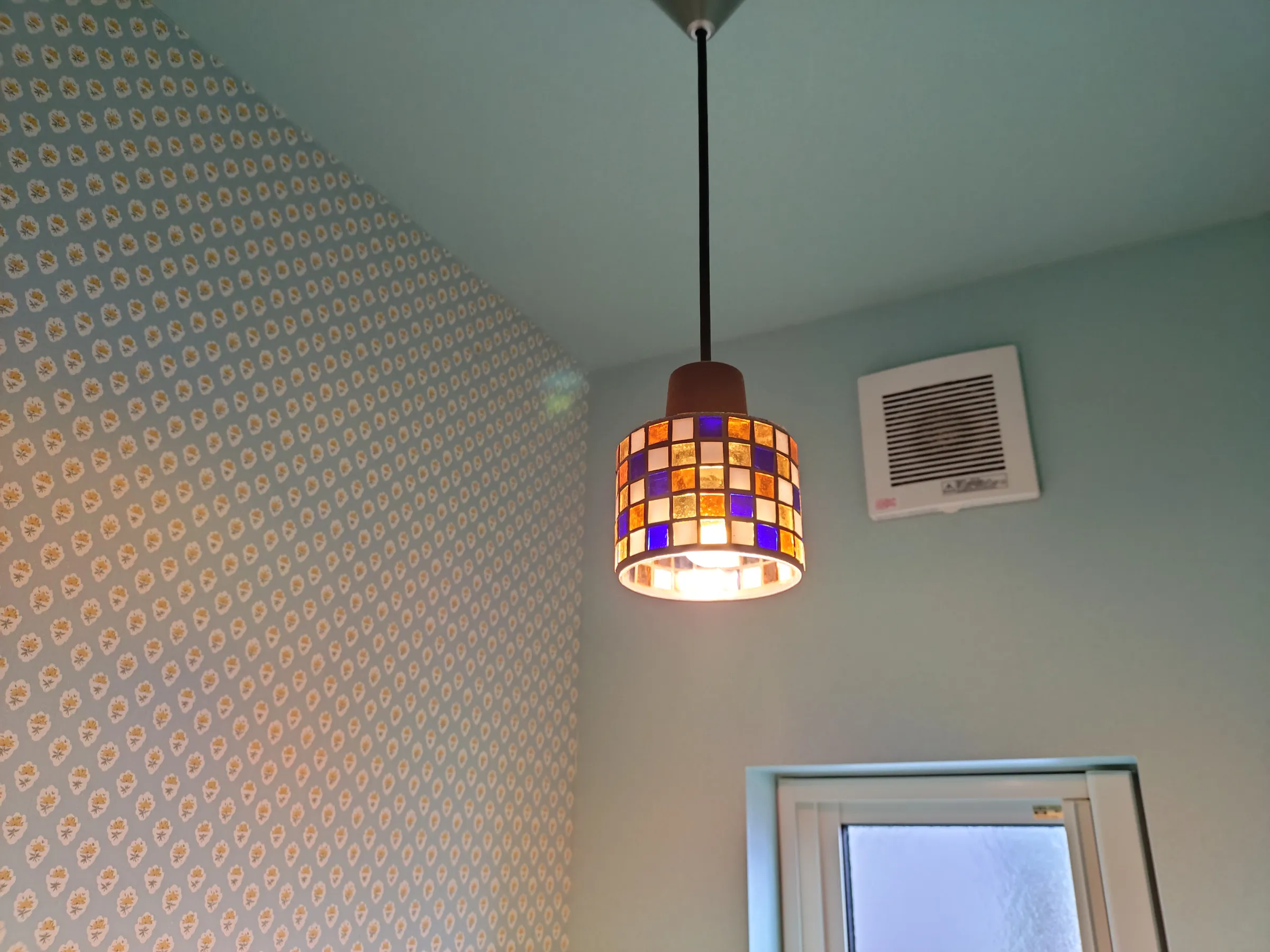 ﾍﾟﾝﾀﾞﾝﾄﾗｲﾄ（点灯後）