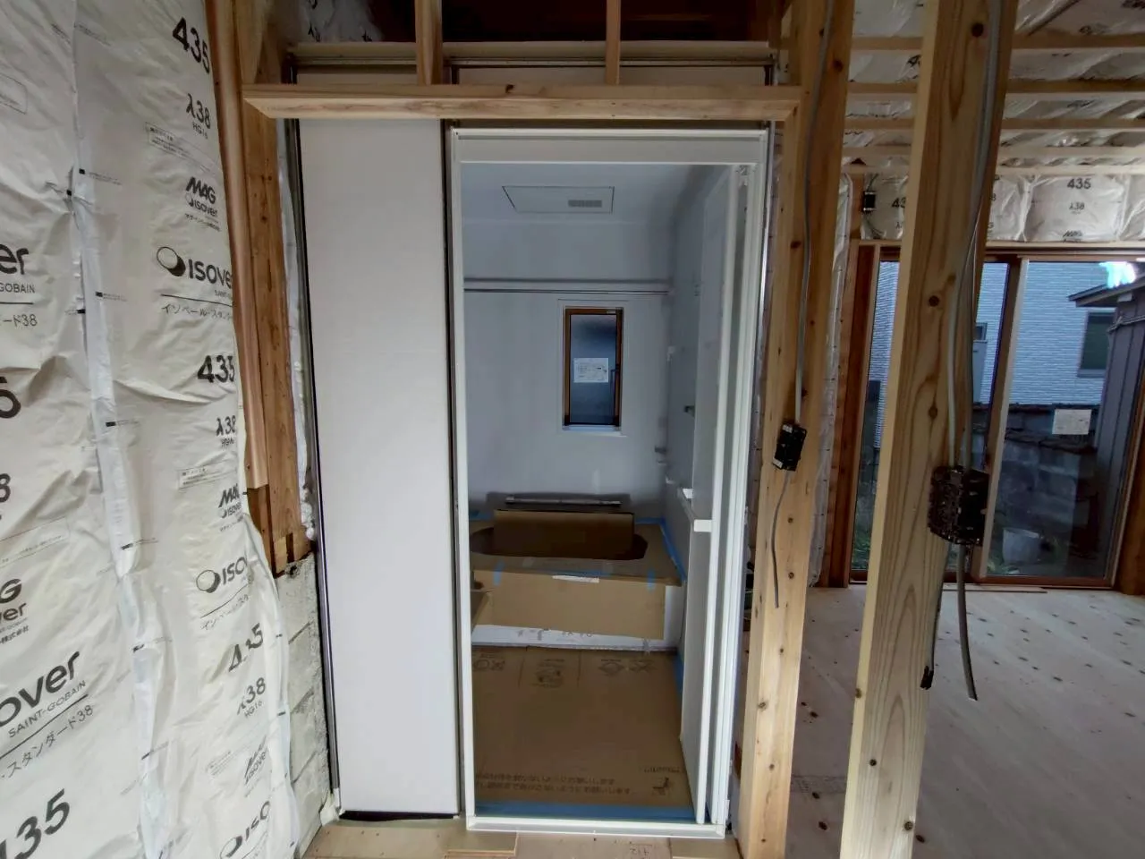 ｼｽﾃﾑﾊﾞｽ設置完了