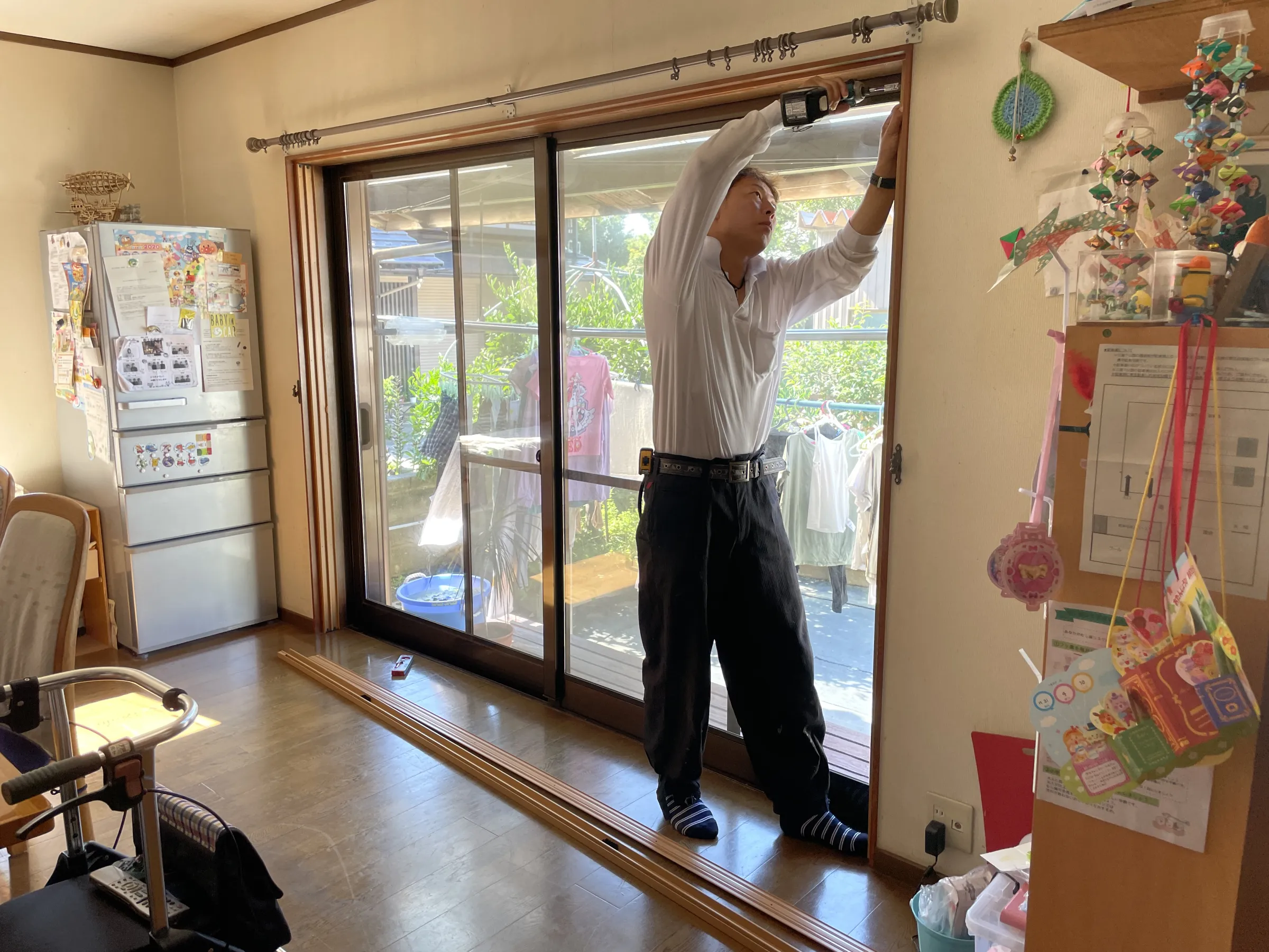 内窓取付け中